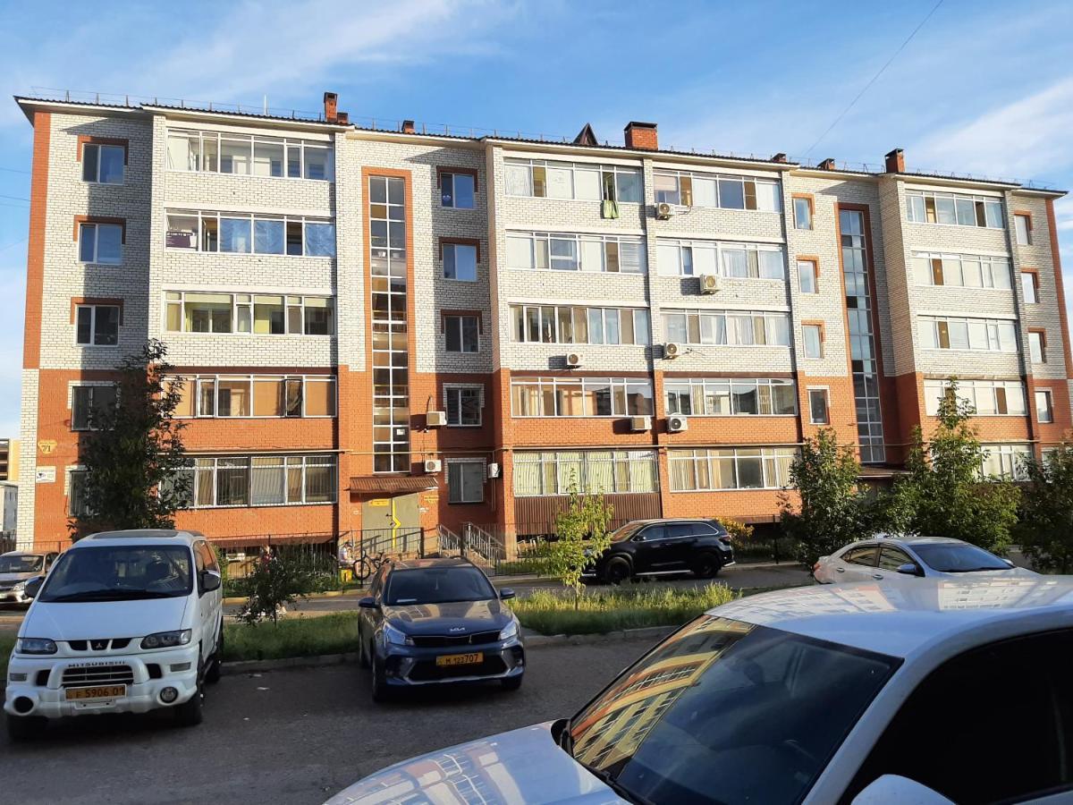 Отличная Двухкомнатная Квартира-Студия 70Кв Уральск Экстерьер фото